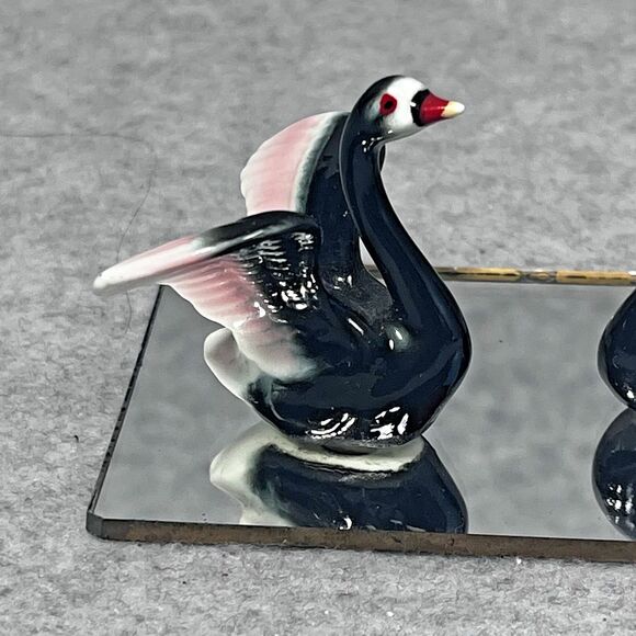 VTG Black Swan Miniature Bone China Porcelain‎ Figurines Lot of 2 Gloss Finish - Picture 5 of 15